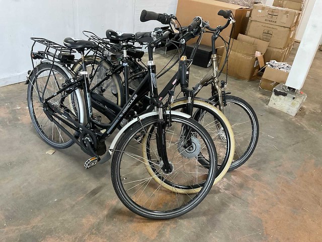 Elektrische fiets (3x) - afbeelding 1 van  14