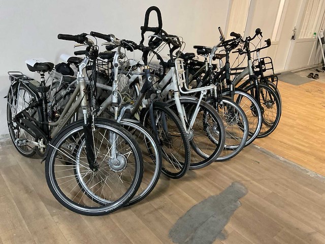 Elektrische fiets (8x) - afbeelding 1 van  13