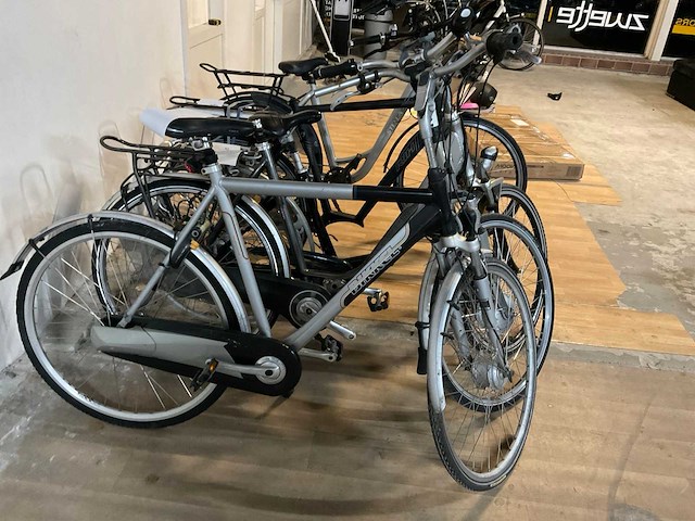 Elektrische fiets (8x) - afbeelding 10 van  12