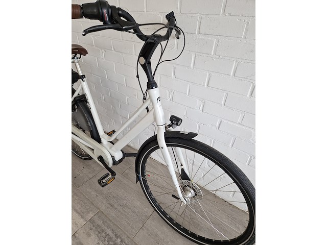 Elektrische fiets, batavus , cura, wit, 2021 - afbeelding 3 van  9