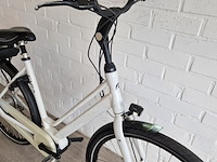Elektrische fiets, batavus , cura, wit, 2021 - afbeelding 3 van  8