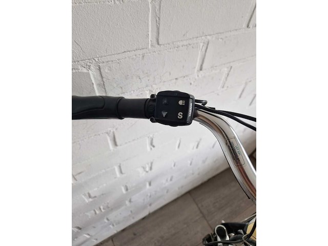 Elektrische fiets / e-bike, batavus, stream, grijs / chroom - afbeelding 19 van  29