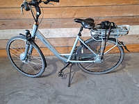 Elektrische fiets / e-bike, batavus, wayz, lichtblauw - afbeelding 12 van  26