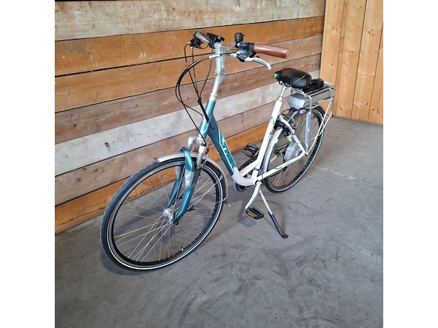 Elektrische fiets / e-bike, trek, t500, wit - afbeelding 21 van  27