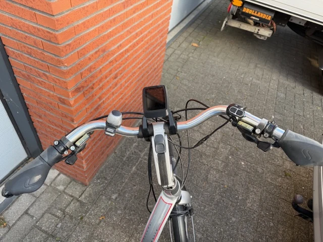 Elektrische fiets sparta ion series met lader. accu laad niet meer op - afbeelding 4 van  7