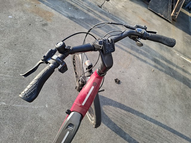 Elektrische fiets, victoria, rood - afbeelding 4 van  15