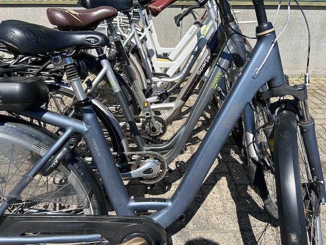 Elektrische fietsen (6x) - afbeelding 2 van  9