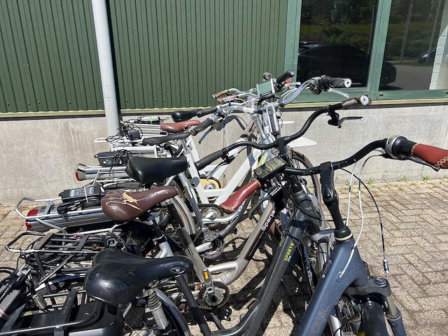 Elektrische fietsen (6x) - afbeelding 5 van  9