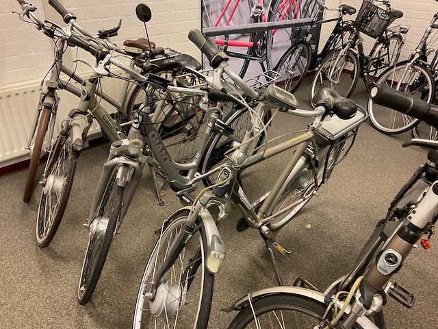 Elektrische fietsen (8x) - afbeelding 4 van  4