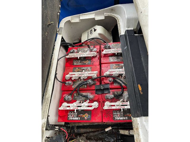 Elektrische golfkar - afbeelding 6 van  6