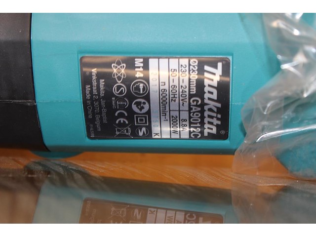 Elektrische haakse slijper makita ga9012. nieuw in doos. - afbeelding 4 van  4