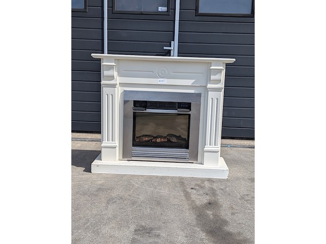 Elektrische haard met schouw - afbeelding 1 van  10