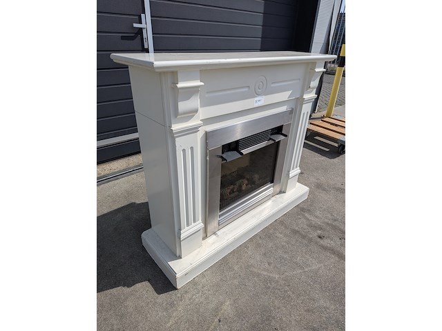 Elektrische haard met schouw - afbeelding 4 van  10