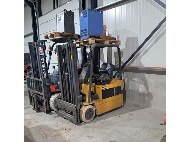 Elektrische heftruck, cat, f30, incl. acculader - afbeelding 1 van  27
