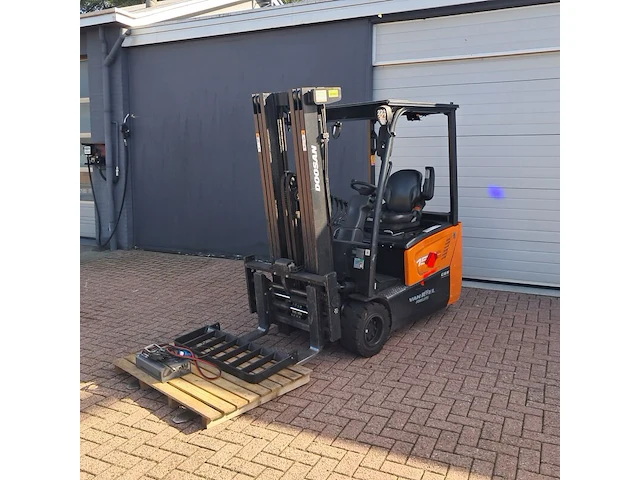 Elektrische heftruck, doosan, b15t-7 plus, 2023 - afbeelding 1 van  45