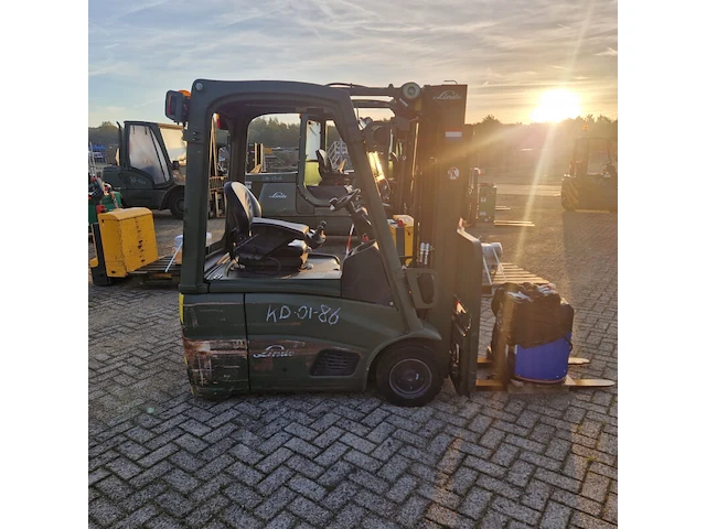 Elektrische heftruck, linde, e14, 2008 - afbeelding 23 van  26