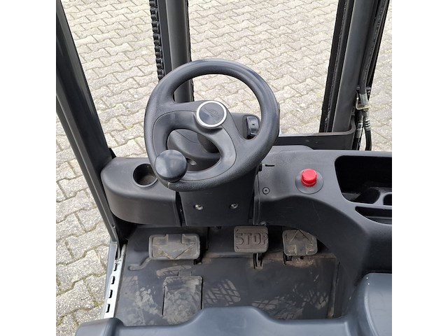 Elektrische heftruck, linde, e16-02, rood, 2014 - afbeelding 3 van  31