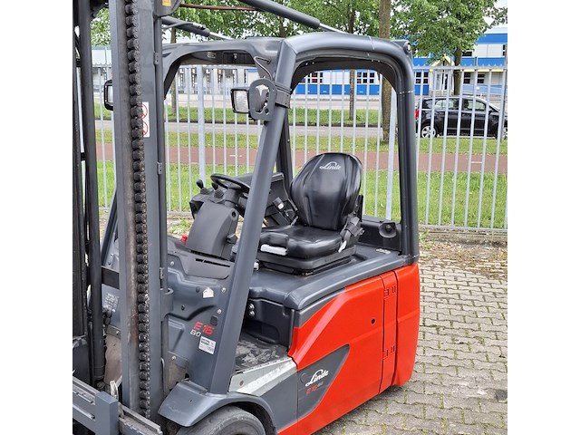Elektrische heftruck, linde, e16-02, rood, 2014 - afbeelding 31 van  31