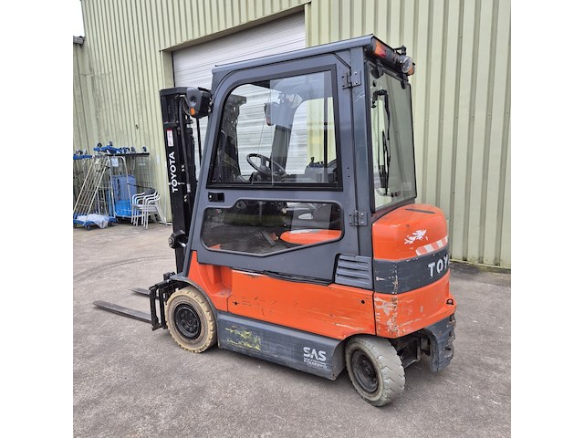 Elektrische heftruck met acculader, toyota, 7fbbmf25, 2013 - afbeelding 12 van  32