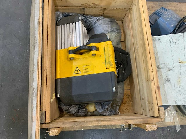 Elektrische kettingtakel (2x) - afbeelding 2 van  4