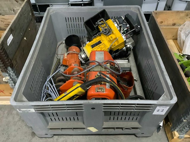 Elektrische kettingtakel (2x) - afbeelding 2 van  2