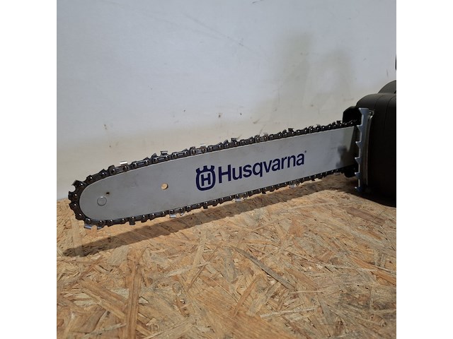 Elektrische kettingzaag, husqvarna , 418el - afbeelding 4 van  10
