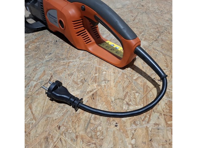 Elektrische kettingzaag, husqvarna , 418el - afbeelding 7 van  10