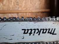 Elektrische kettingzaag makita, uc4030a, bouwjaar 2010 - afbeelding 6 van  7