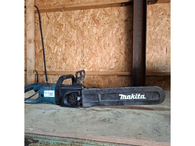 Elektrische kettingzaag makita, uc4030a, bouwjaar 2010 - afbeelding 7 van  7