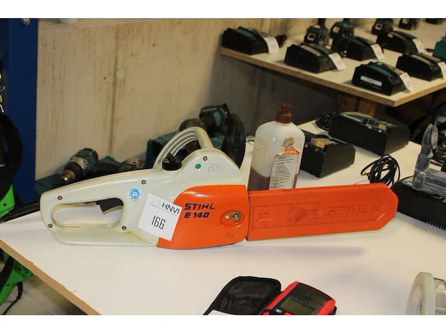 Elektrische kettingzaag stihl e140 - afbeelding 1 van  2
