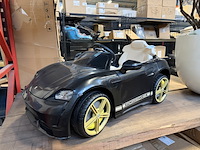 Elektrische kinderauto porsche - afbeelding 3 van  8