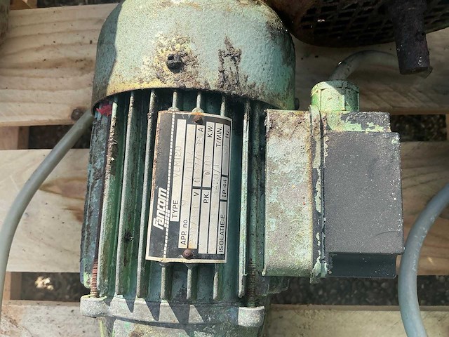 Elektrische liermotoren set voor gordijnregeling pluimveestal (3x) - afbeelding 4 van  7