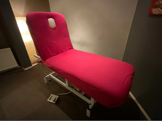 Elektrische massagetafel met voetpedaal - afbeelding 3 van  10