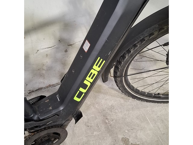 Elektrische mountainbike, cube - afbeelding 11 van  12