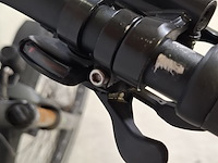 Elektrische mountainbike, cube - afbeelding 9 van  12