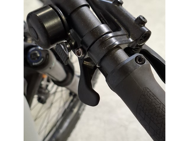 Elektrische mountainbike, la pierre, e-explorer - afbeelding 11 van  13