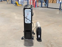 Elektrische oliegevulde radiator en elektrische anti-insectenlamp - afbeelding 11 van  12