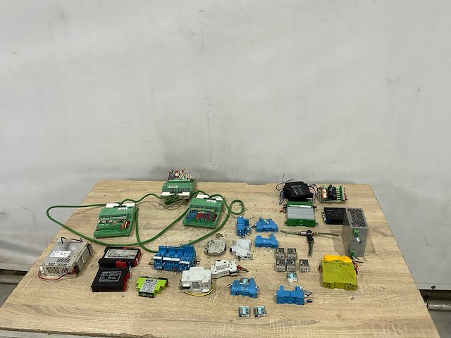 Elektrische onderdelen - afbeelding 3 van  7