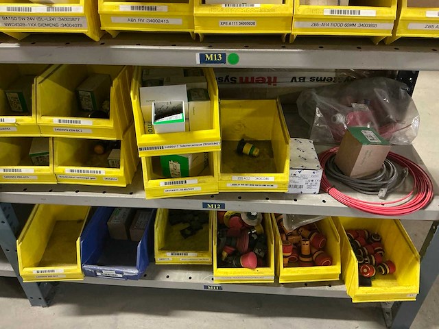 Elektrische onderdelen - afbeelding 23 van  85