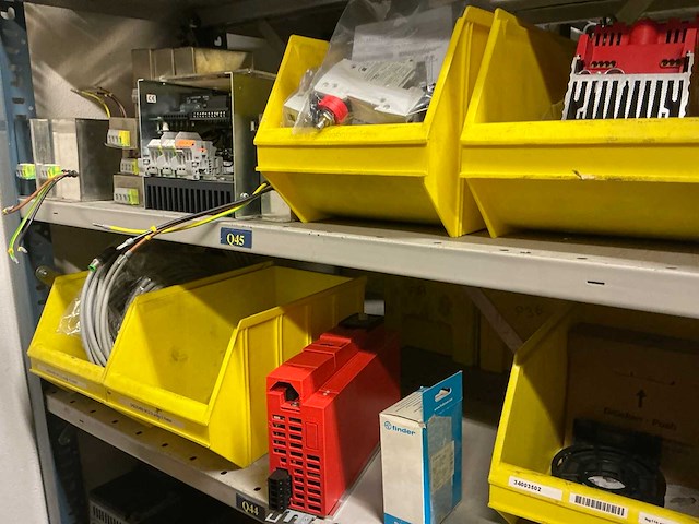 Elektrische onderdelen - afbeelding 56 van  85