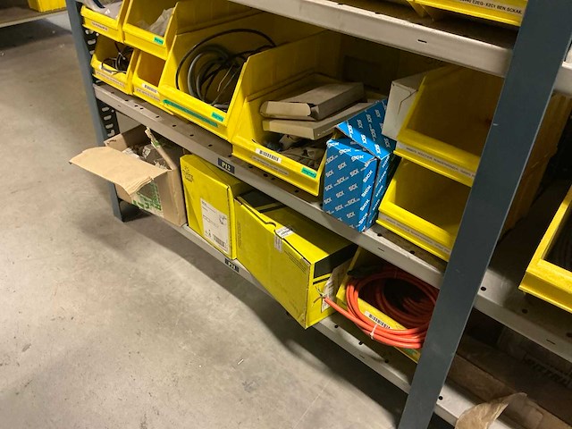 Elektrische onderdelen - afbeelding 67 van  85