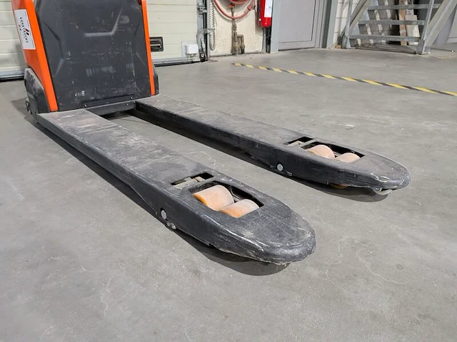 Elektrische palletwagen bt, lhe130, bouwjaar 2022 - afbeelding 9 van  14