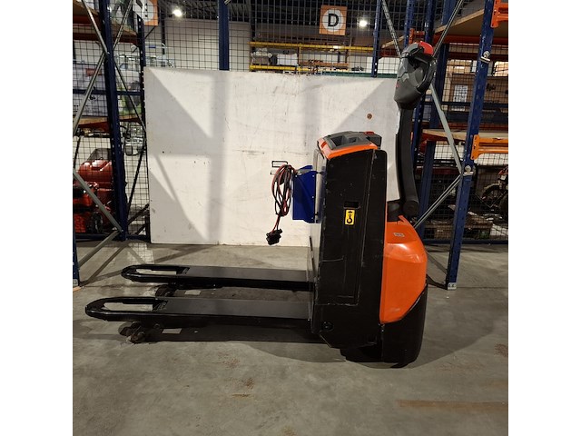 Elektrische palletwagen, bt toyota, lwe140, 2012 - afbeelding 1 van  12