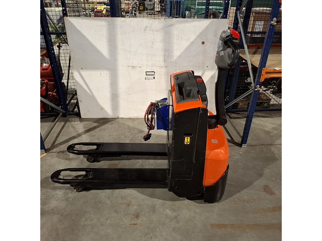 Elektrische palletwagen, bt toyota, lwe140, 2012 - afbeelding 5 van  12