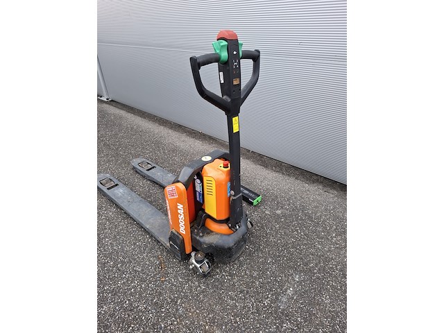 Elektrische palletwagen dosan, lpm20n, bouwjaar 2022 - afbeelding 10 van  15