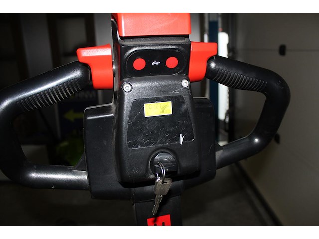Elektrische palletwagen ep equipment type epl154. bouwjaar 2020. maximaal hefgewicht 1500 kg. afgelezen ure... - afbeelding 4 van  4