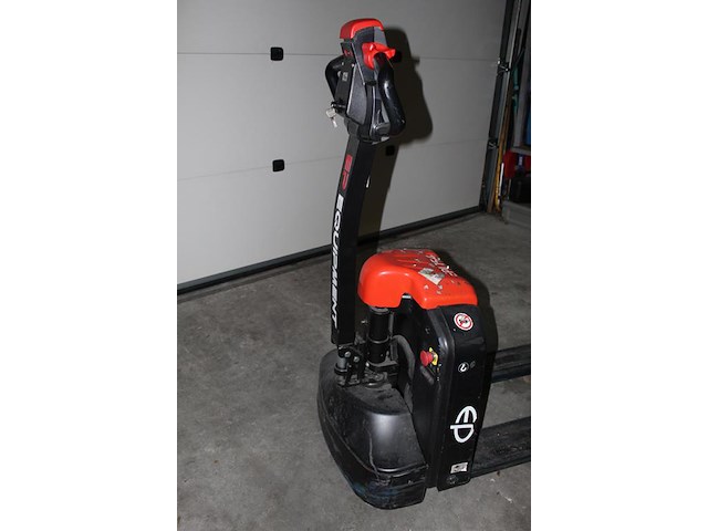 Elektrische palletwagen ep equipment type epl154. bouwjaar 2023. maximaal hefgewicht 1500 kg. afgelezen ure... - afbeelding 2 van  5