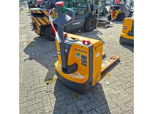Elektrische palletwagen, jungheinrich, ele16 - afbeelding 3 van  9