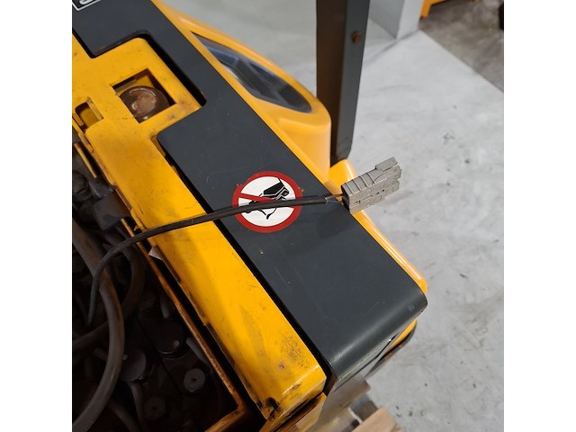 Elektrische palletwagen, jungheinrich, ele18, 2002 - afbeelding 7 van  12