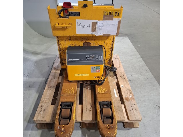 Elektrische palletwagen, jungheinrich, ele18, 2002 - afbeelding 11 van  12